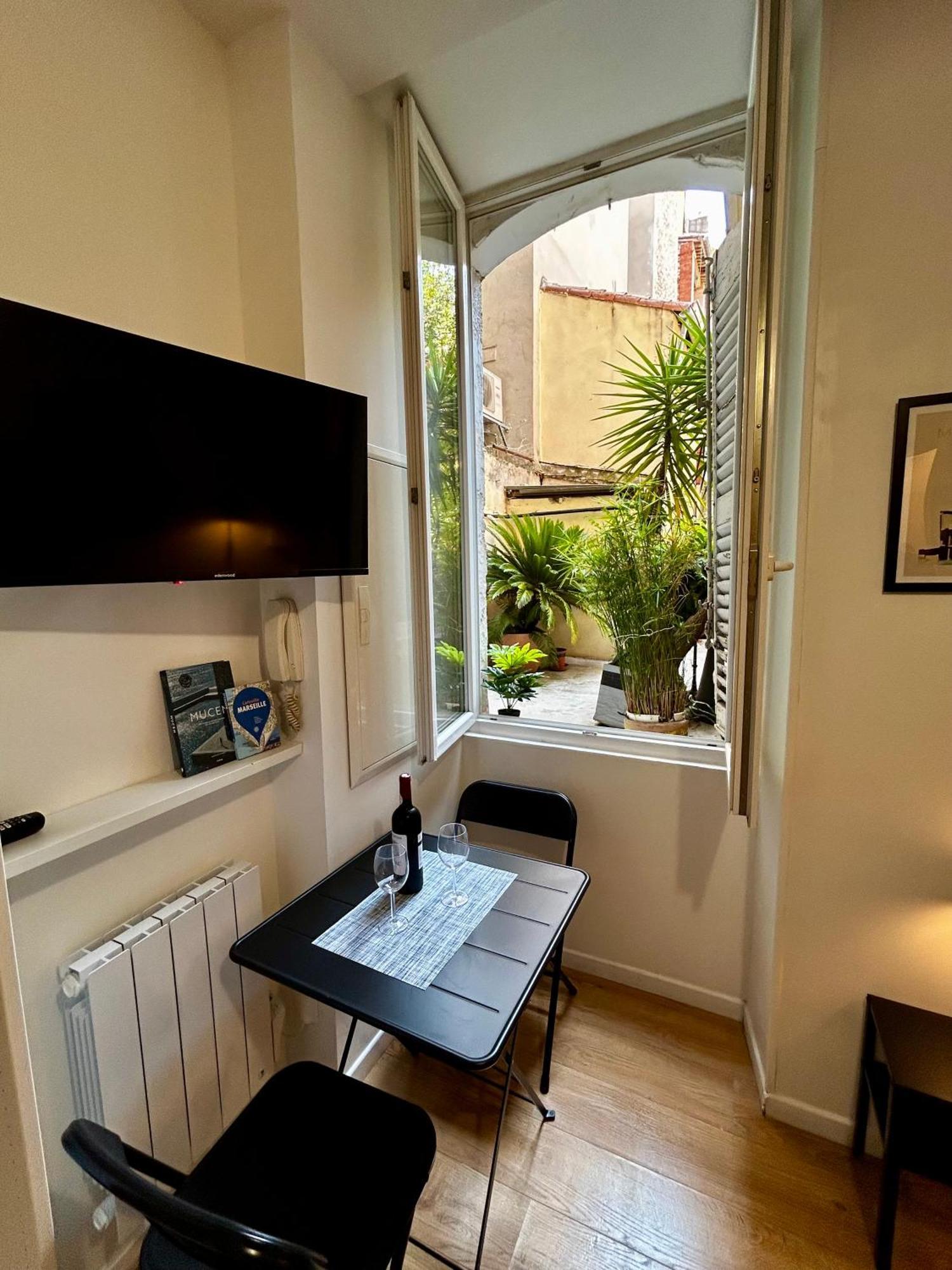 Apartment D'edmond Sylvabelle Marseille